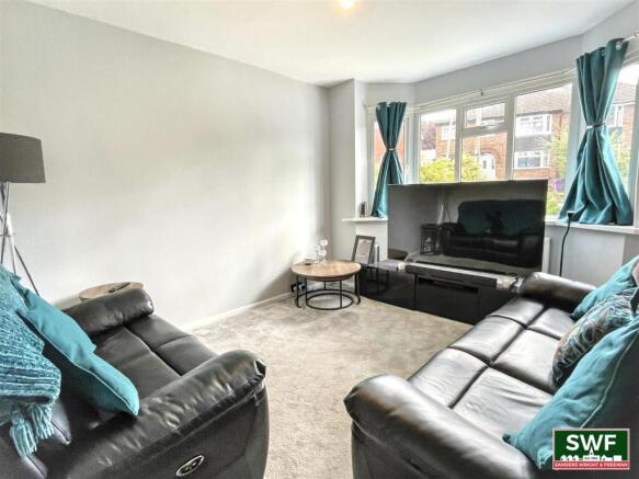 Living room1.jpg