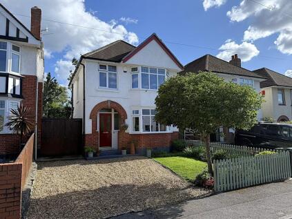 Enfield Crescent, Oakdale, Poole, BH15