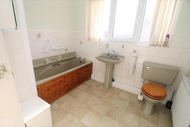 Bathroom/w.c.