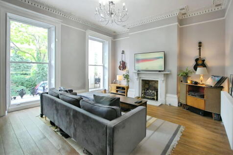 Winchcombe Street, Cheltenham, GL52 2NW