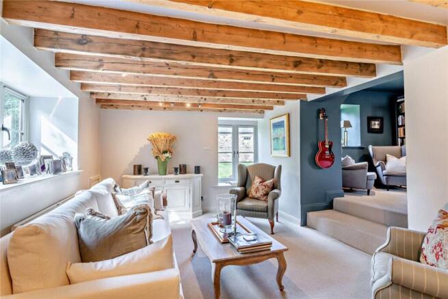 4 bed Detached for sale Image 6