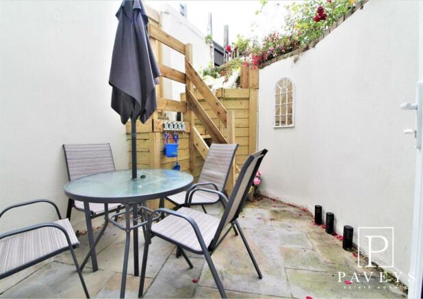 COURTYARD GARDEN
