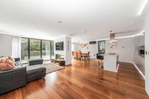 4, 265 Kaleidoscope Apartments, Lordship Lane, London SE22 8JG