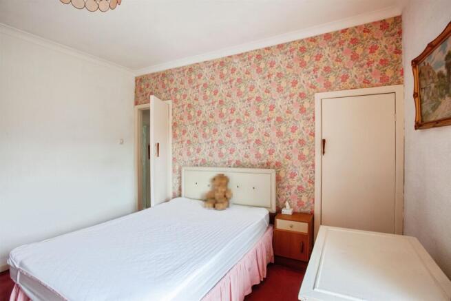 3 bed Semi-Detached for sale Image 8
