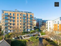 23, Marquess Heights, Queen Mary Avenue, South Woodford, London E18 2FS