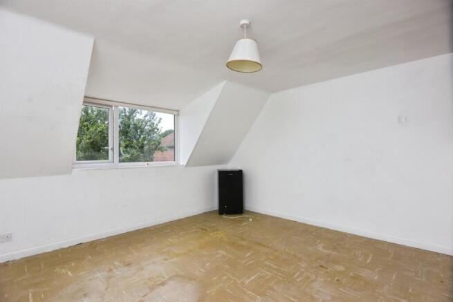 2 bed Apartment for sale Image 7