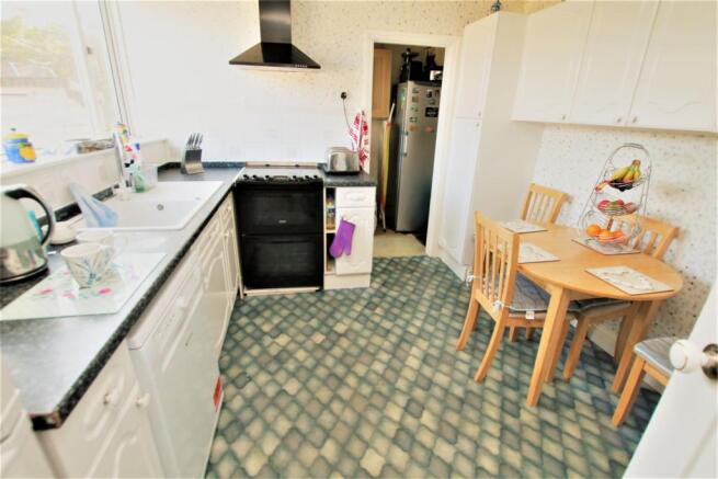 Kitchen/Breakfast