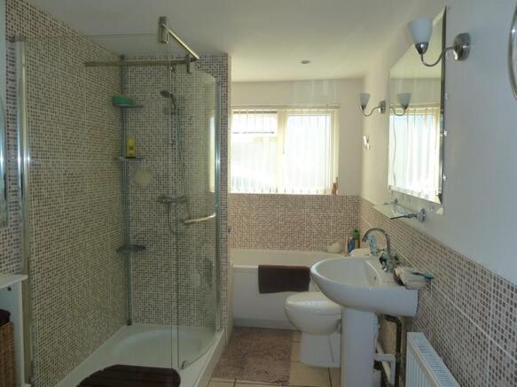 Photo 9