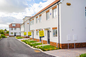 2, Smallholdings, Eastwoodbury Lane, Southend-on-sea SS2 6XF