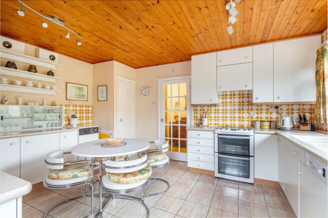 Kitchen-3.jpg