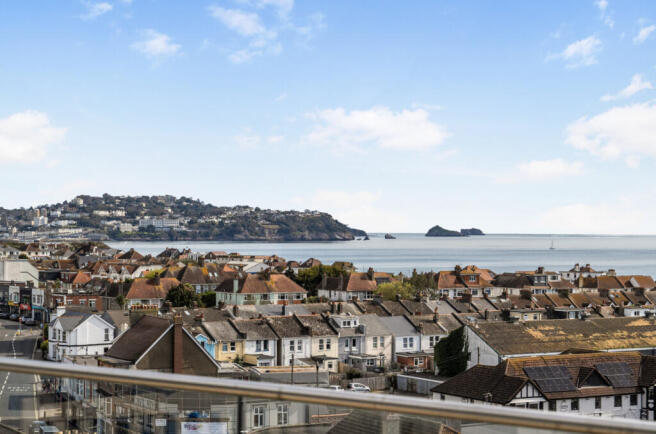 1434432-6-69cbafd...