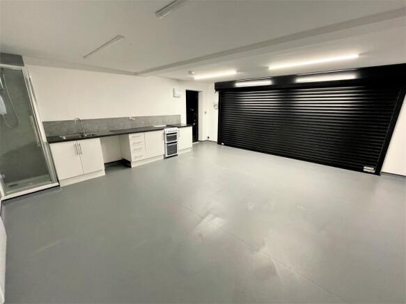 GARAGE