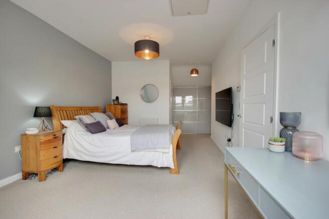 4 bed Terraced for sale Image 4