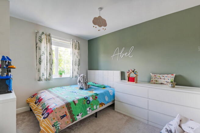4 bed Detached for sale Image 10