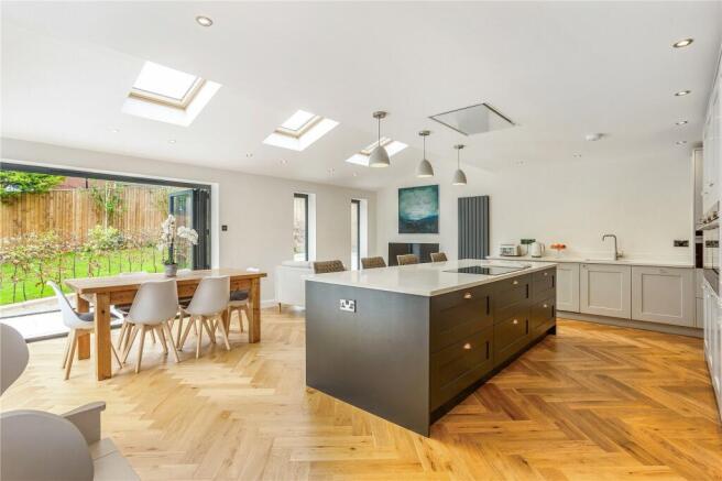 Kitchen/Dining Area