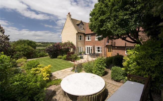 Garden & View