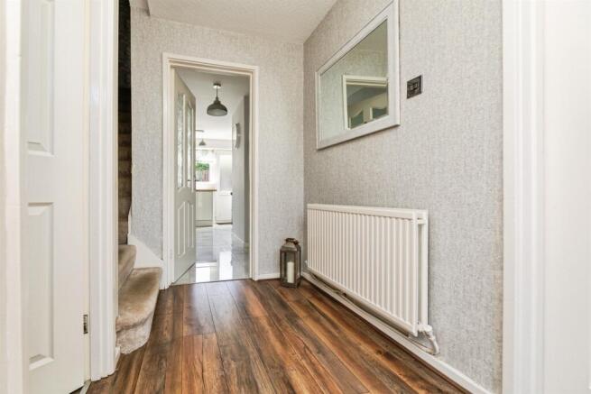 3 bed Terraced for sale Image 5