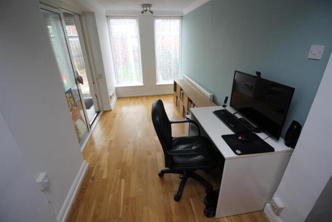 Photo 11