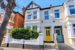 33a, Leigh Hall Road, Leigh-on-sea SS9 1RL