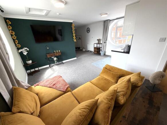 SITTING AREA