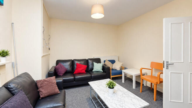 Living Room - Ang...