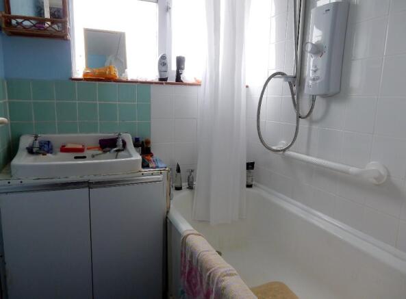 Photo 4