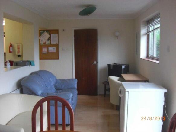 Photo 4