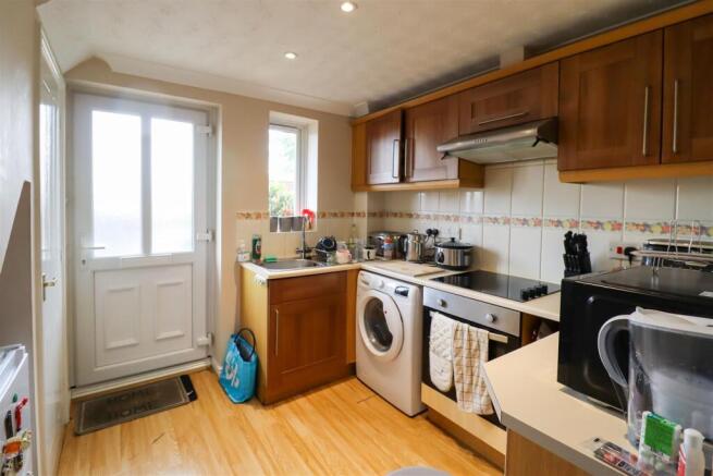 Kitchen 1.jpg