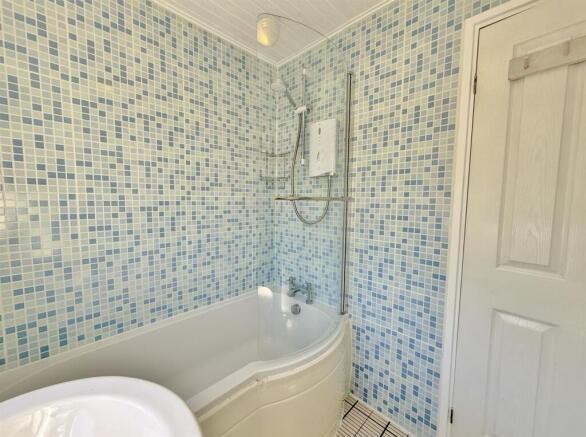 Ground floor Bathroom