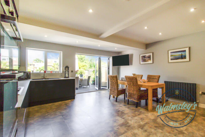 Kitchen dining & family room