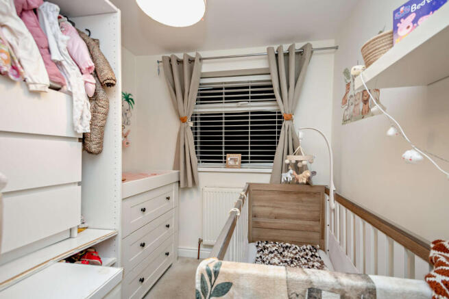 3 bed Semi-Detached for sale Image 10