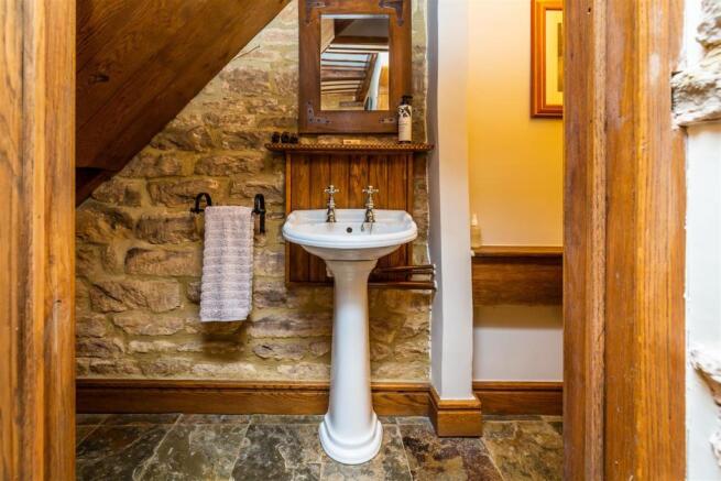 The Woolbarn, Main Street, Upper Benefield, PE8 5A