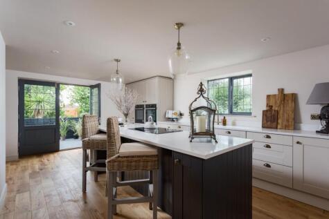 Dunsforth Court, Lower Dunsforth