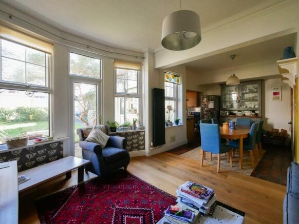 Lounge/Dining/Kitchen