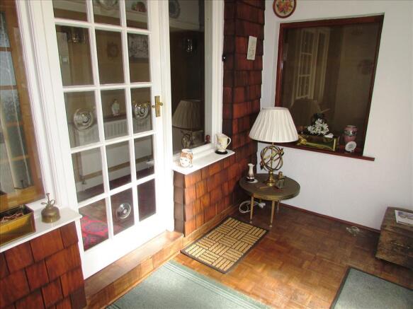ENTRANCE PORCH
