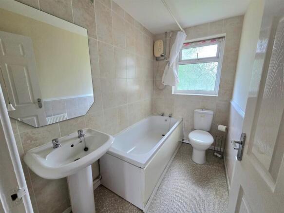 Bathroom.jpeg