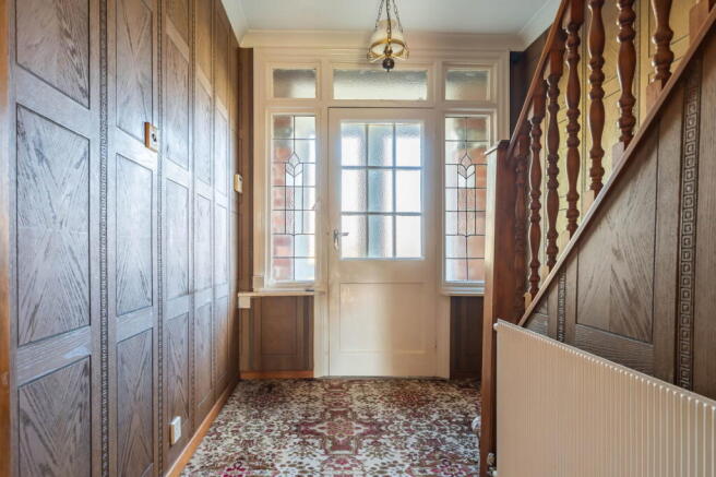 5 bed Semi-Detached for sale Image 4