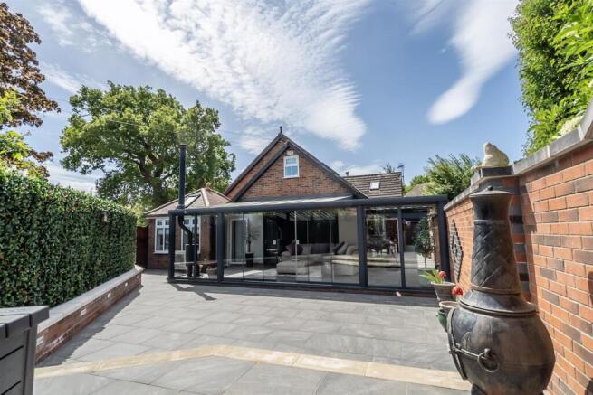 4 bed Detached for sale Image 10