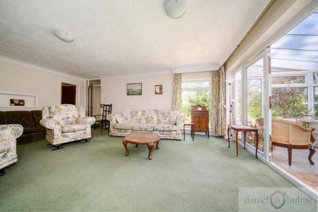 Foxholes, Cheadle Road, Cheddleton photo 4