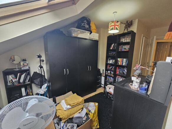 2 bed Flat to rent Image 6