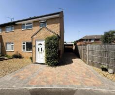 56, Andrews Close, Chippenham SN14 0TX