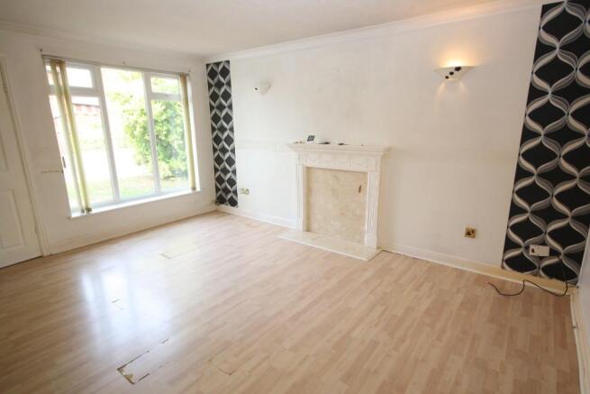 15' Sitting Room 