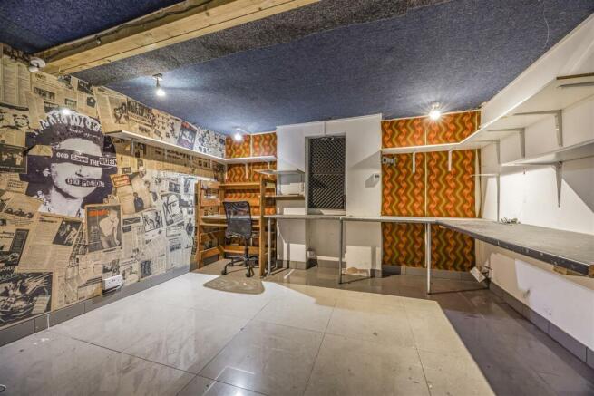 4 Bramshott Road, Southsea-PorticoMarketing-SarahO