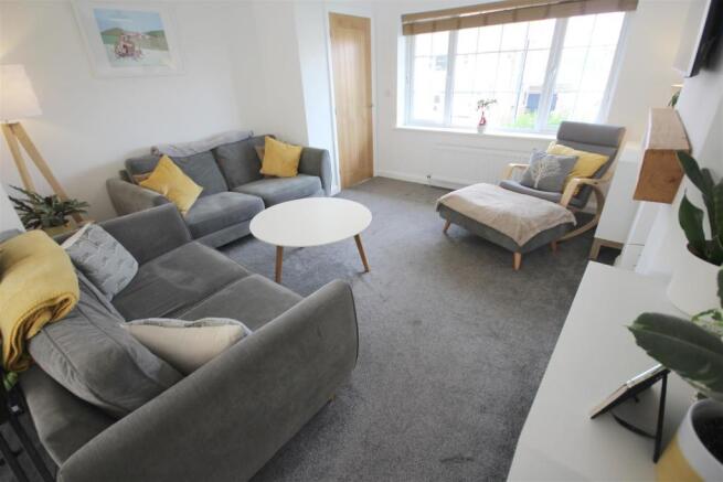 Open Plan Lounge/Dining Room