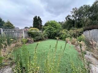 2 bed Semi-Detached Bungalow for sale Image 8