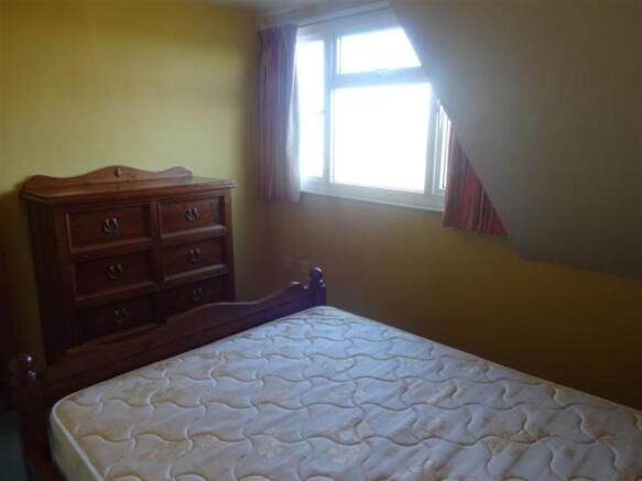 bedroom2x2
