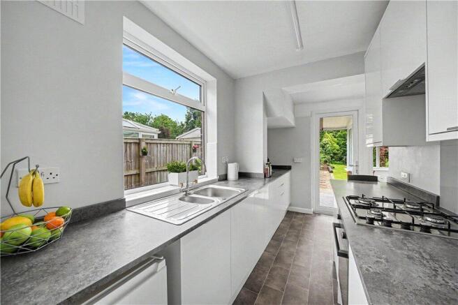 3 bed Semi-Detached for sale Image 4