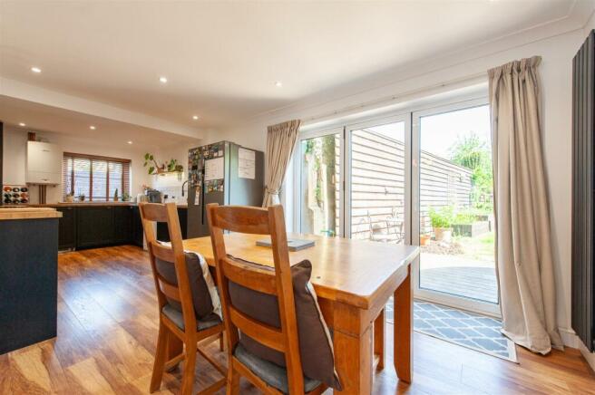 Dining Area.jpg