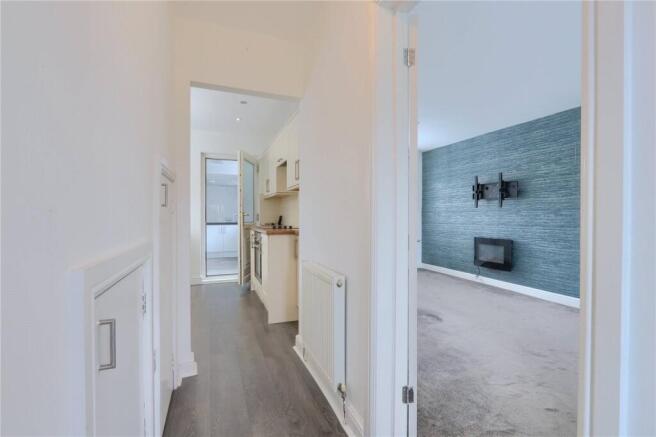 2 bed Semi-Detached for sale Image 9