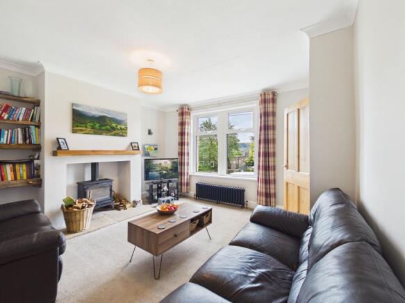 3 bed Terraced to rent Image 11
